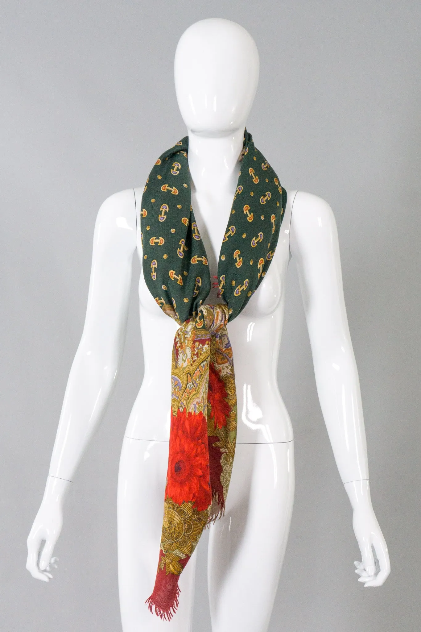 Horsebit & Gerbera Oversized Scarf