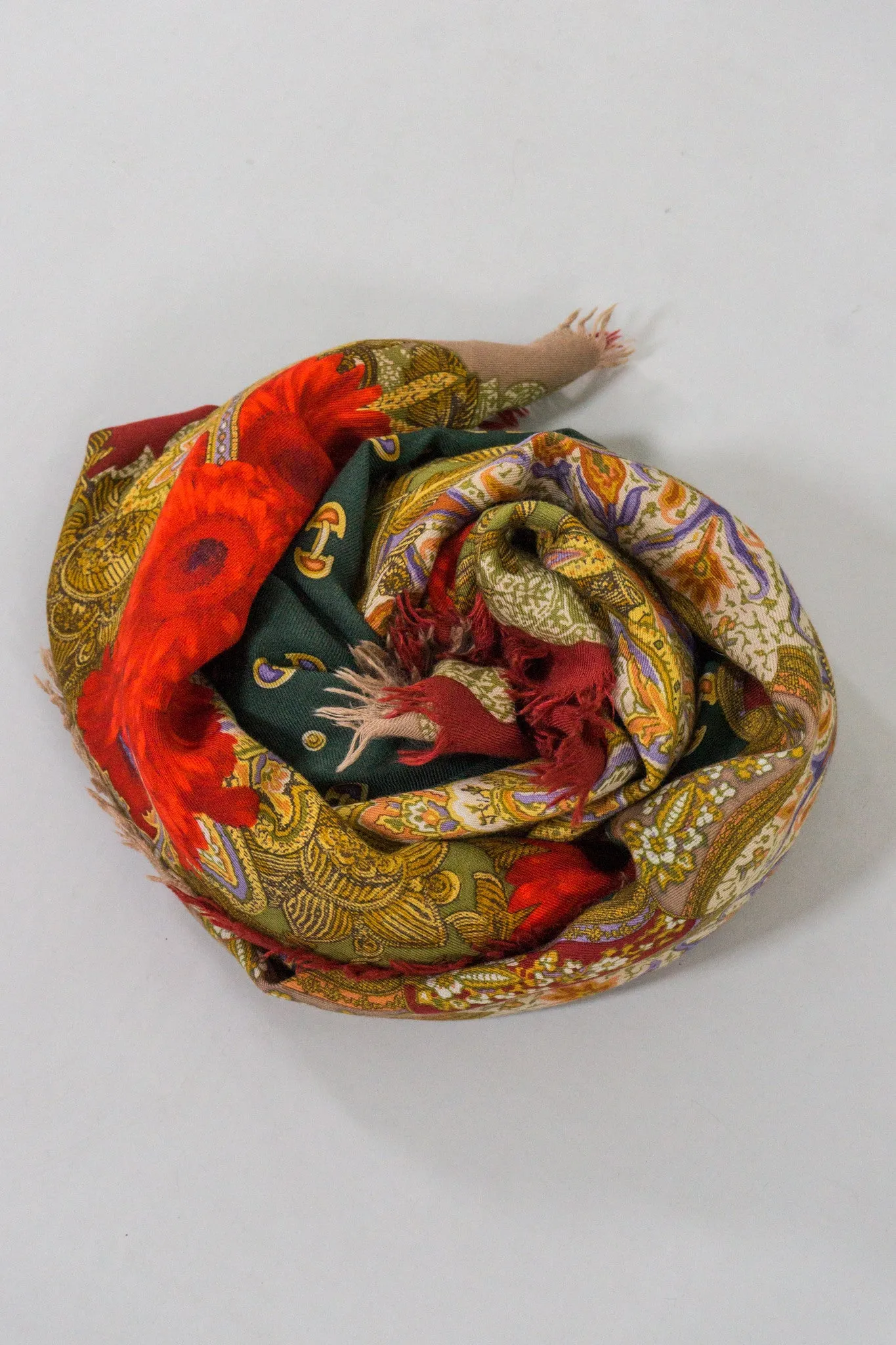 Horsebit & Gerbera Oversized Scarf