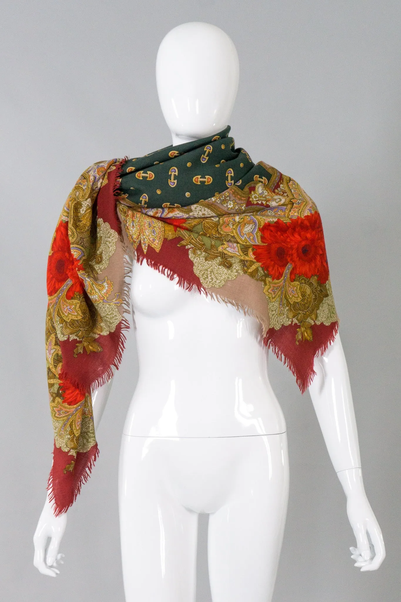 Horsebit & Gerbera Oversized Scarf