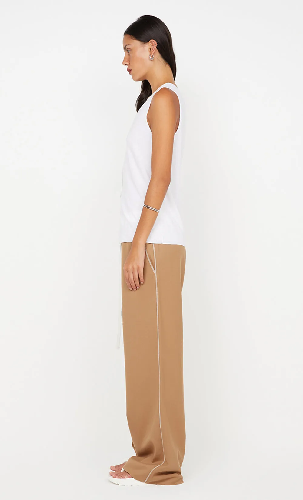 ILUKA BUTTONED VEST - WHITE