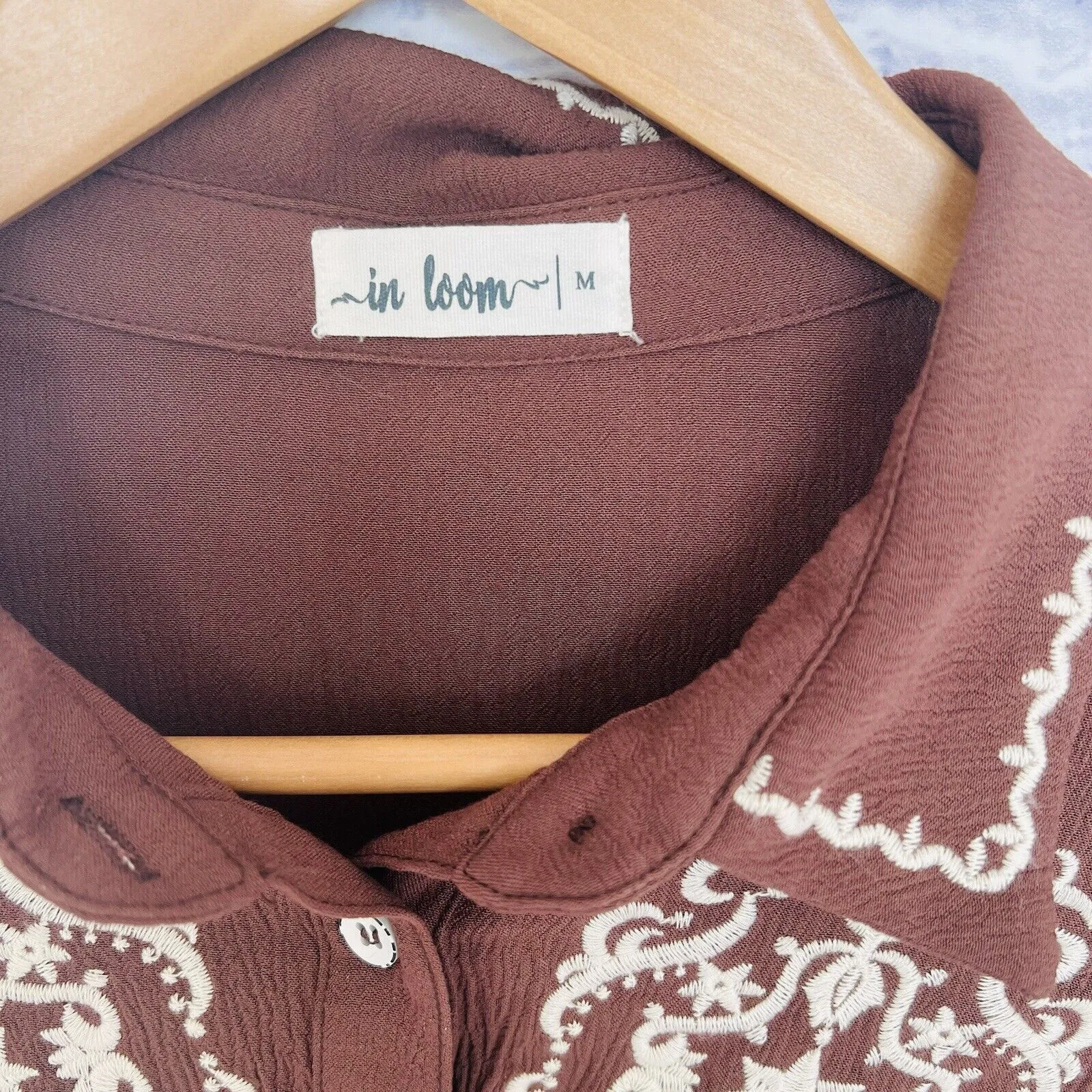IN LOOM Brown Embroidered Blouse Sz M 1/2 Button Long Sleeve Western Boho Rodeo