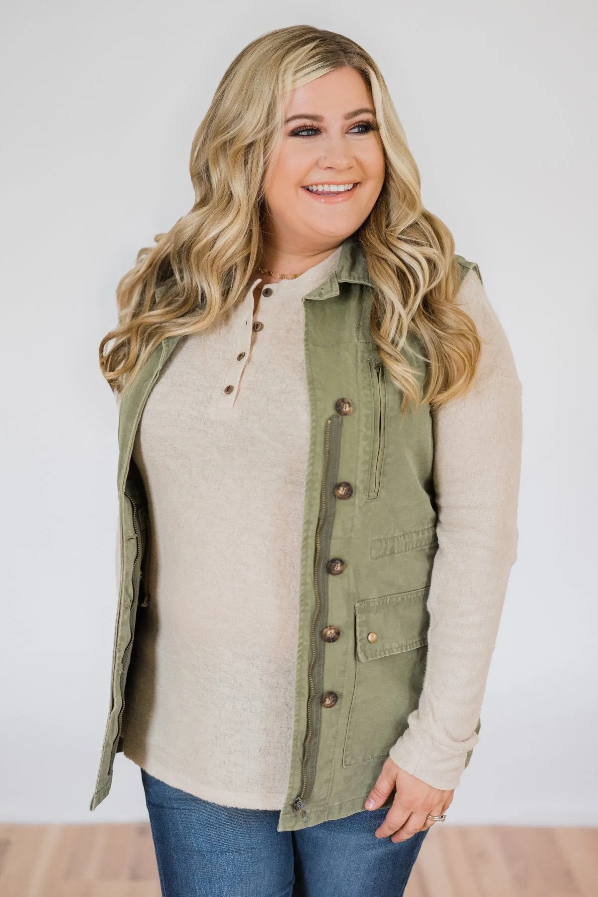 It's in the Details Utility Vest- Deep Sage