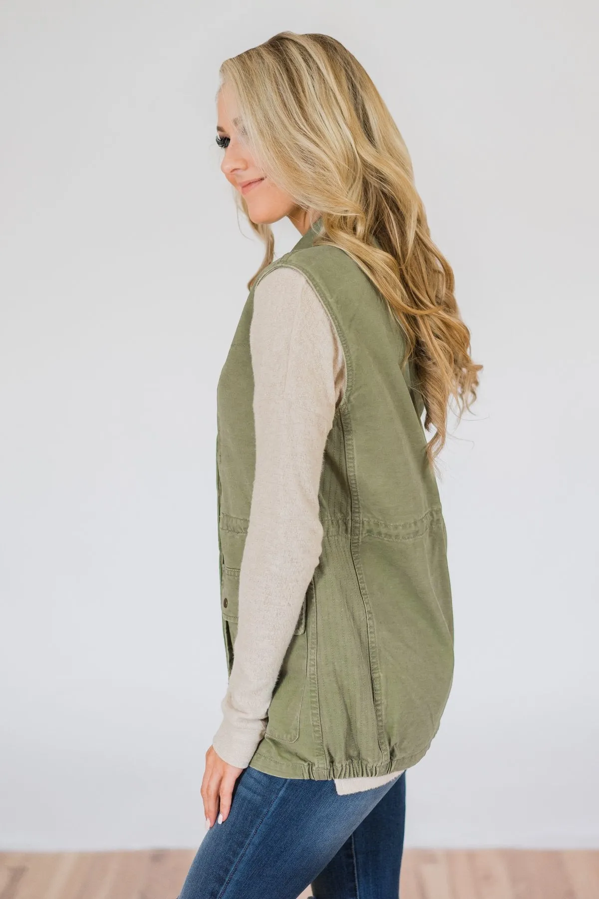 It's in the Details Utility Vest- Deep Sage