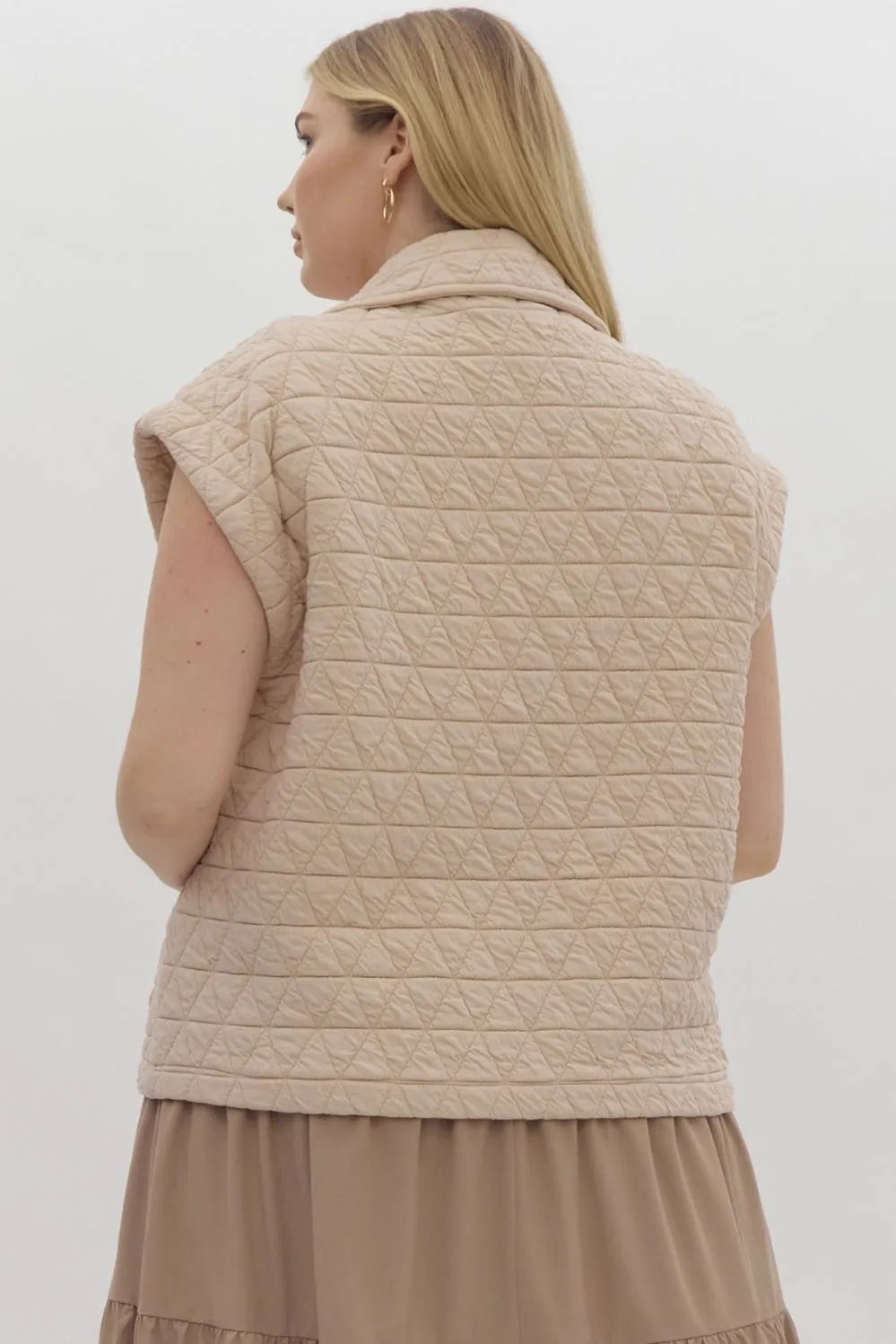 Keira Quilted Sleeveless Collared Button Down Vest || Ecru