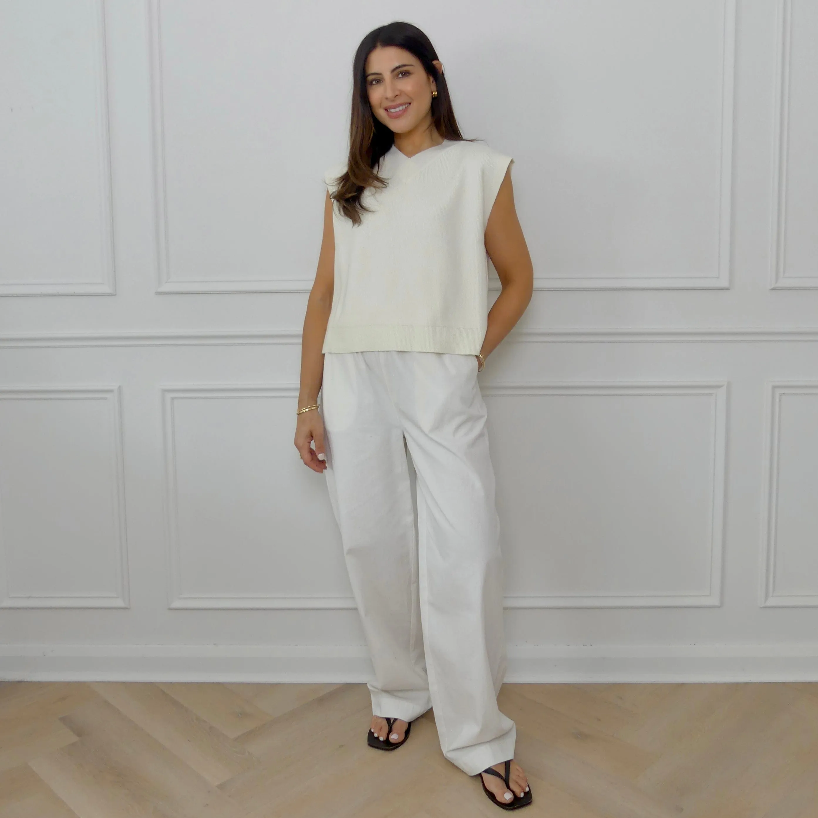 KNITTED V-NECK VEST - COCONUT MILK