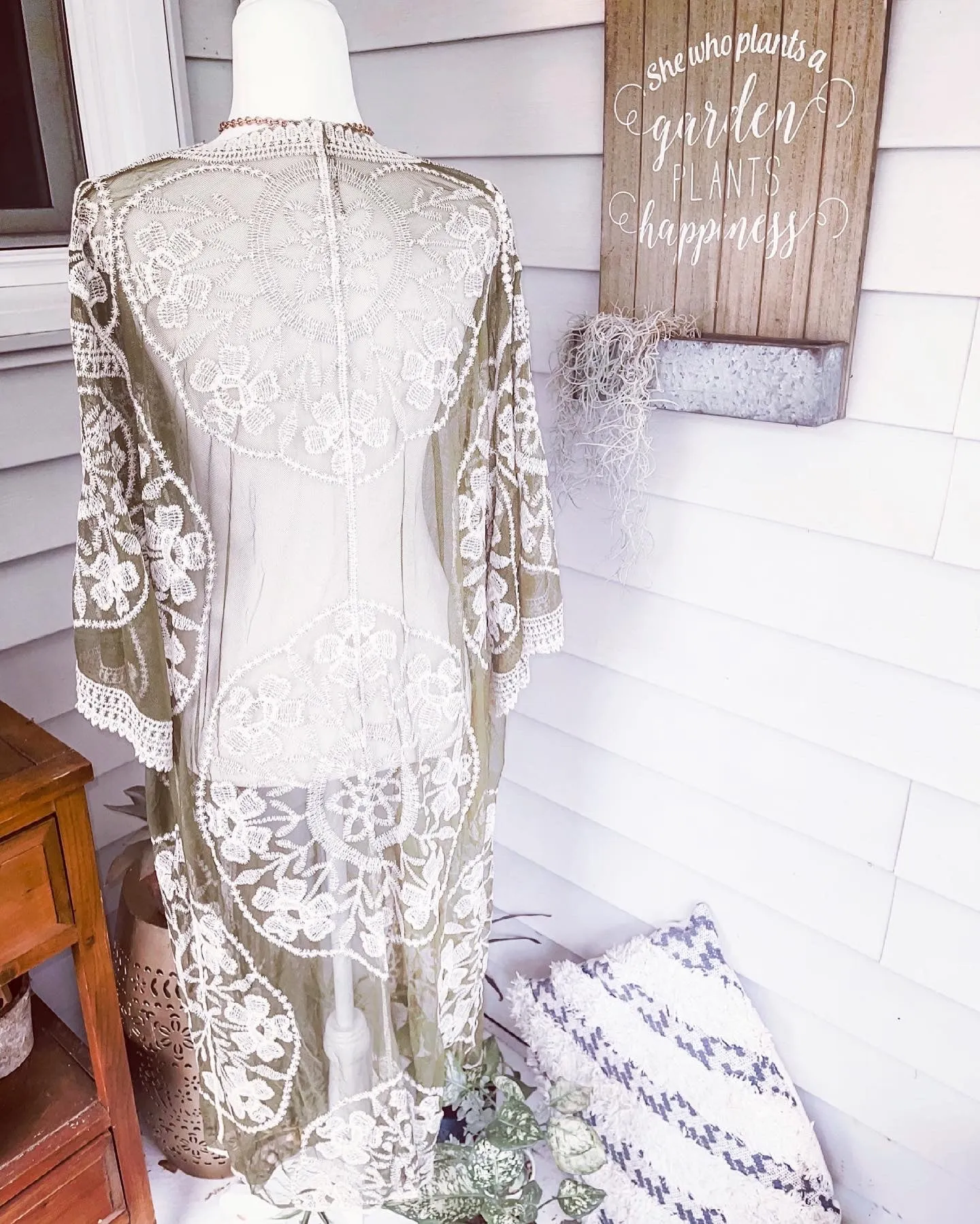 LACEY CAKES Kimono (green   white)