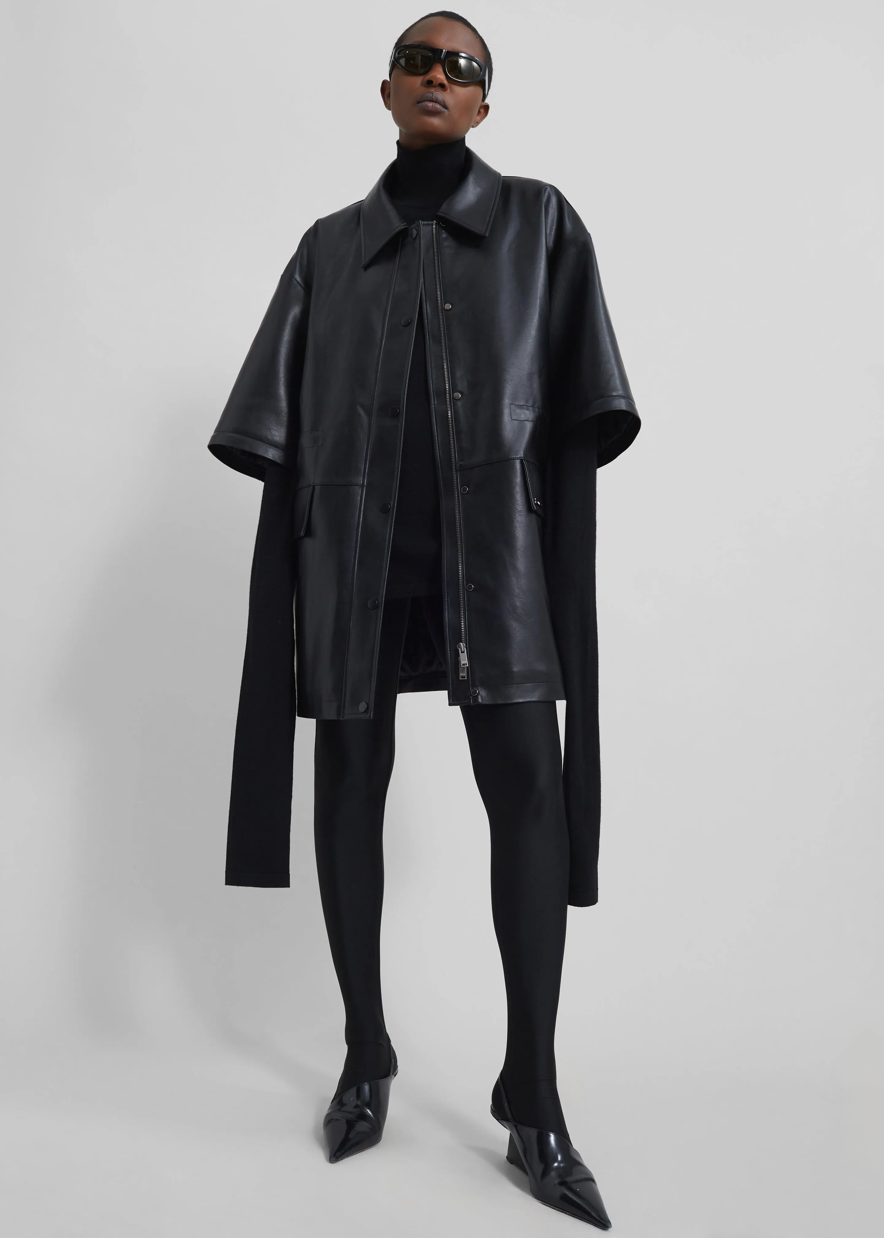 Logan Wool Extra Long Sleeve Turtleneck - Black