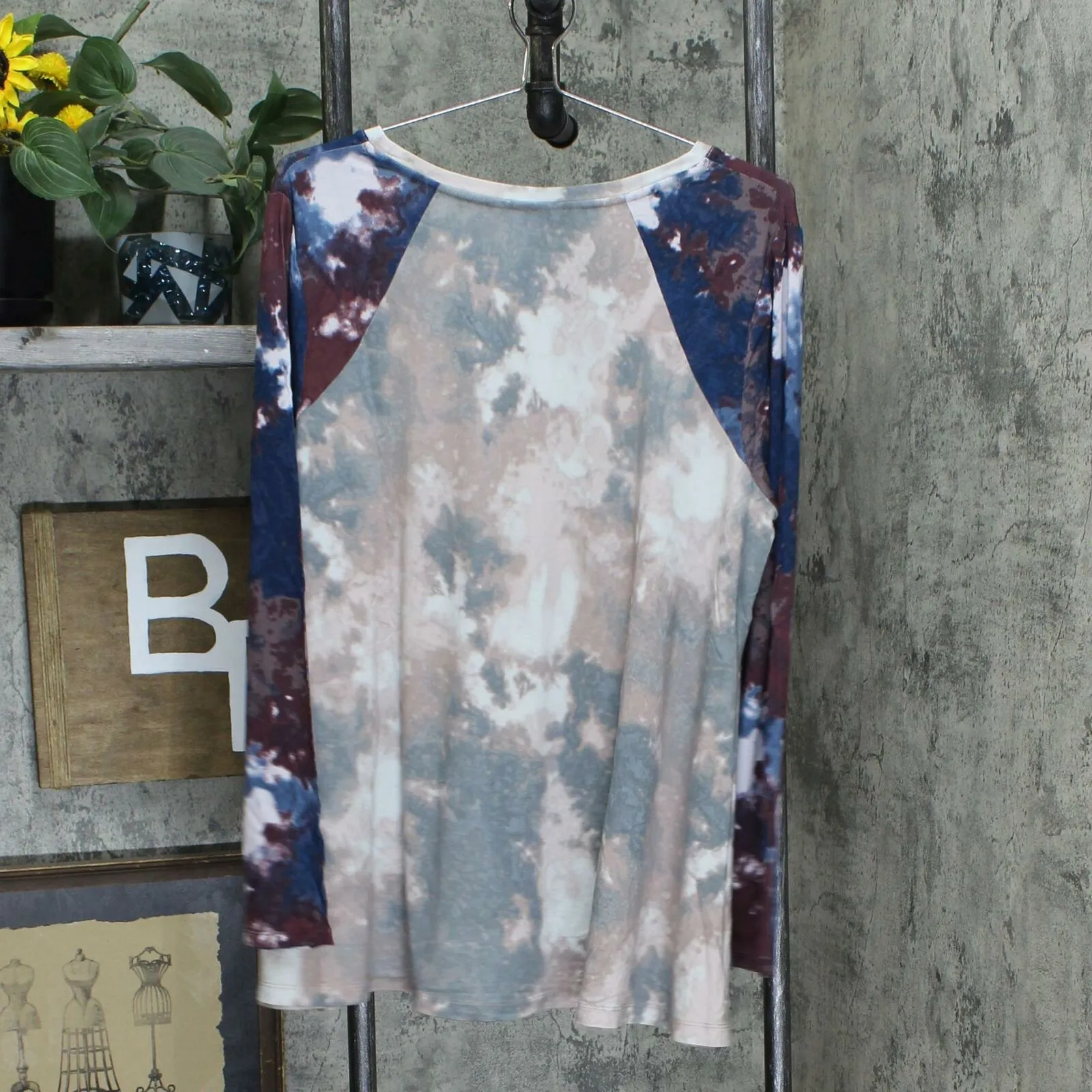 LOGO by Lori Goldstein Women's Colorblock Shoulder Tie-Dye Tunic Top
