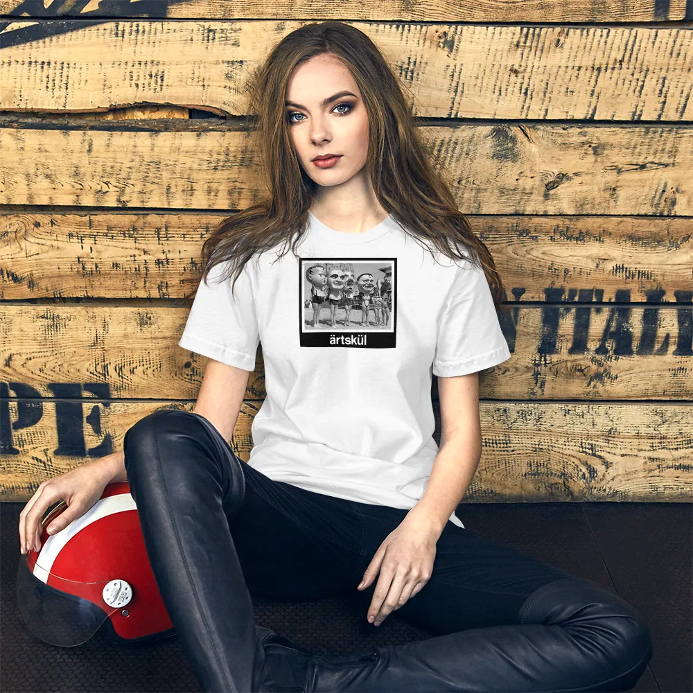 Masks on The Beach Graphic Tee | The Darkroom Series | ärtskül