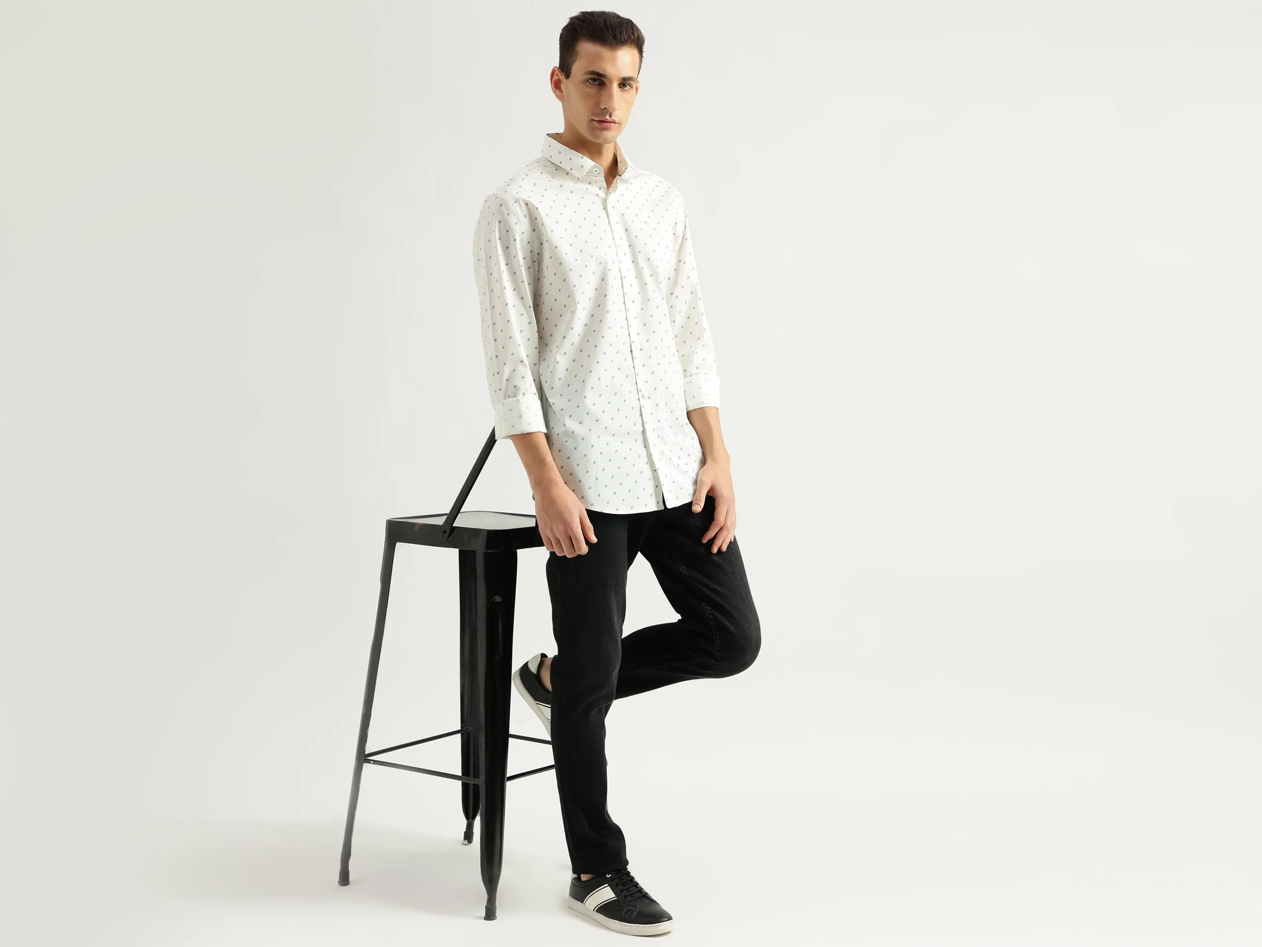 Men's Slim Fit Spread Collar Printed Shirts