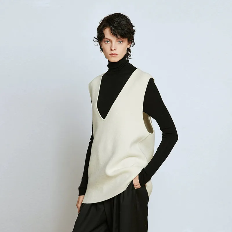 Minimalist V-Neck Knit Vest