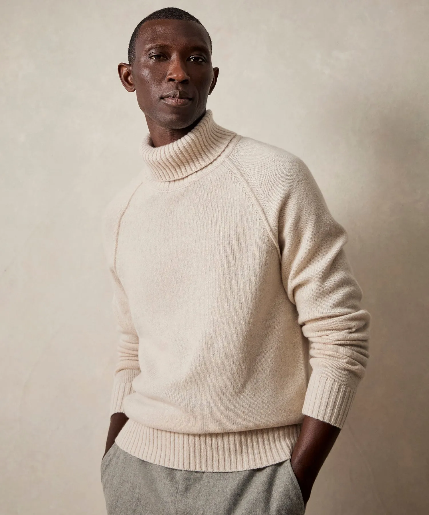 Nomad Cashmere Turtleneck