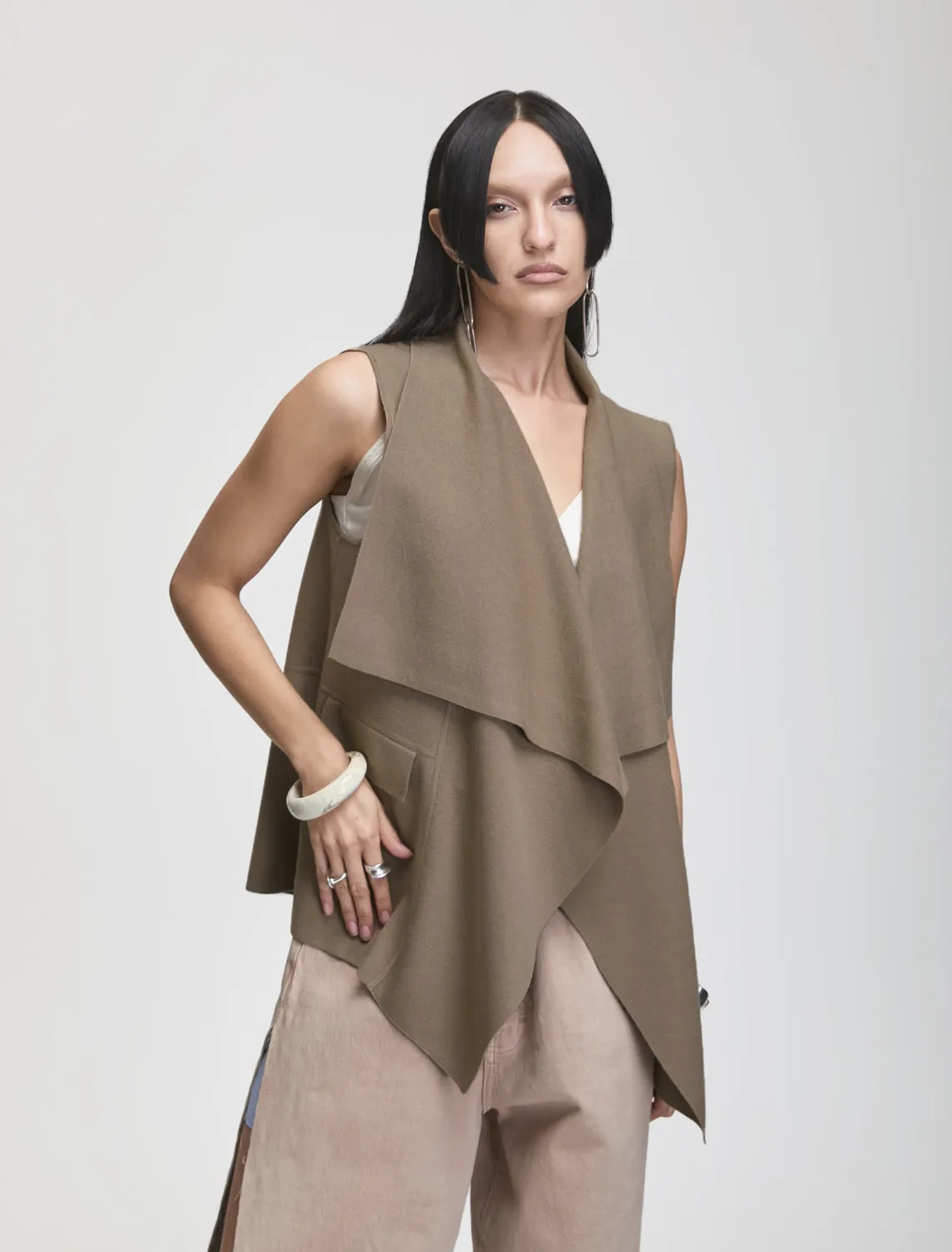 ODEON VEST