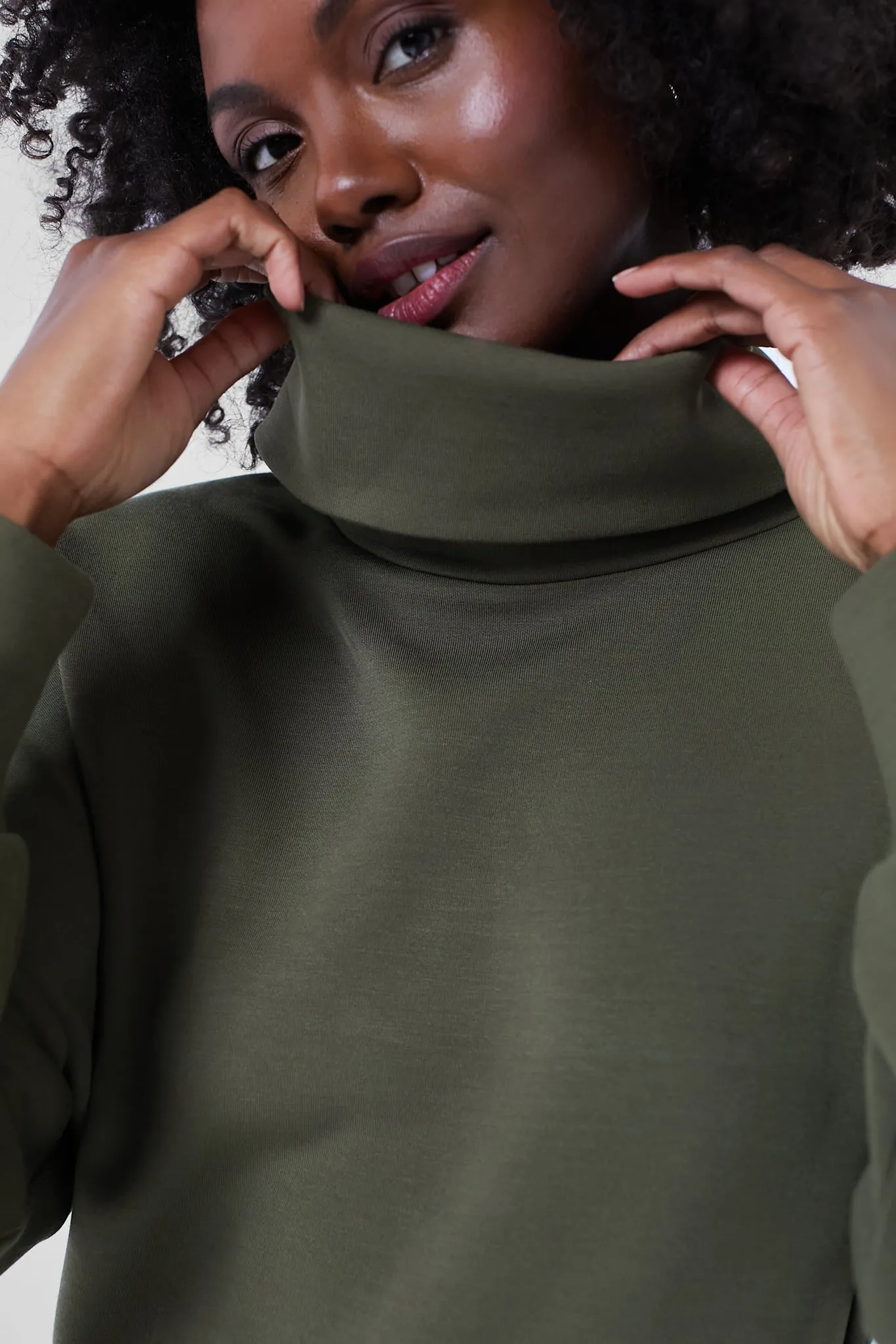 Olive Night Freya Sweat