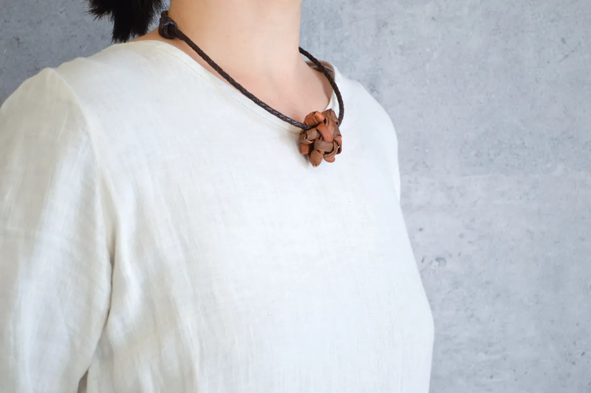 Pendant “Flower” (choker type) / Grape vine / Yamagata-JPN 311405-1
