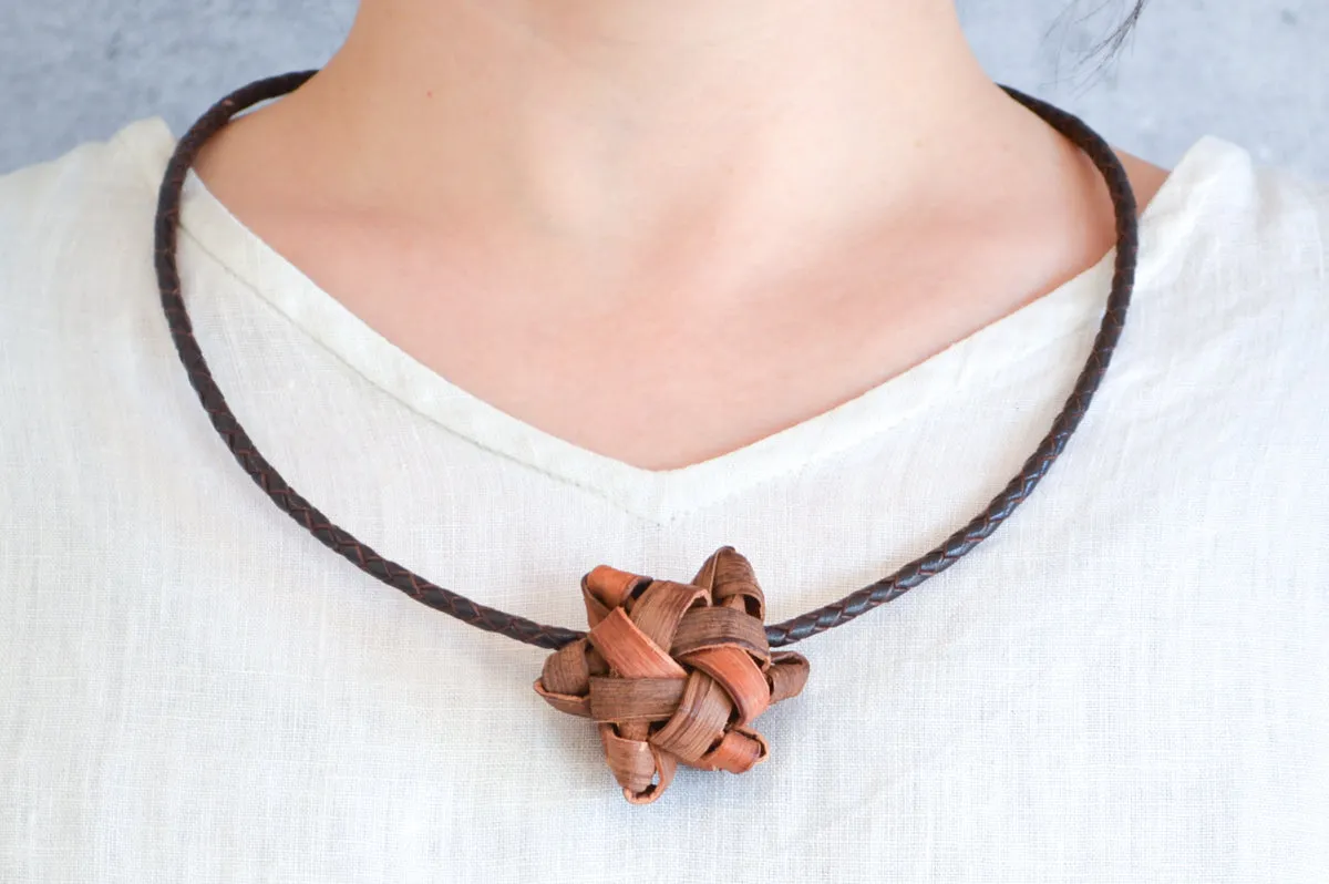 Pendant “Flower” (choker type) / Grape vine / Yamagata-JPN 311405-1