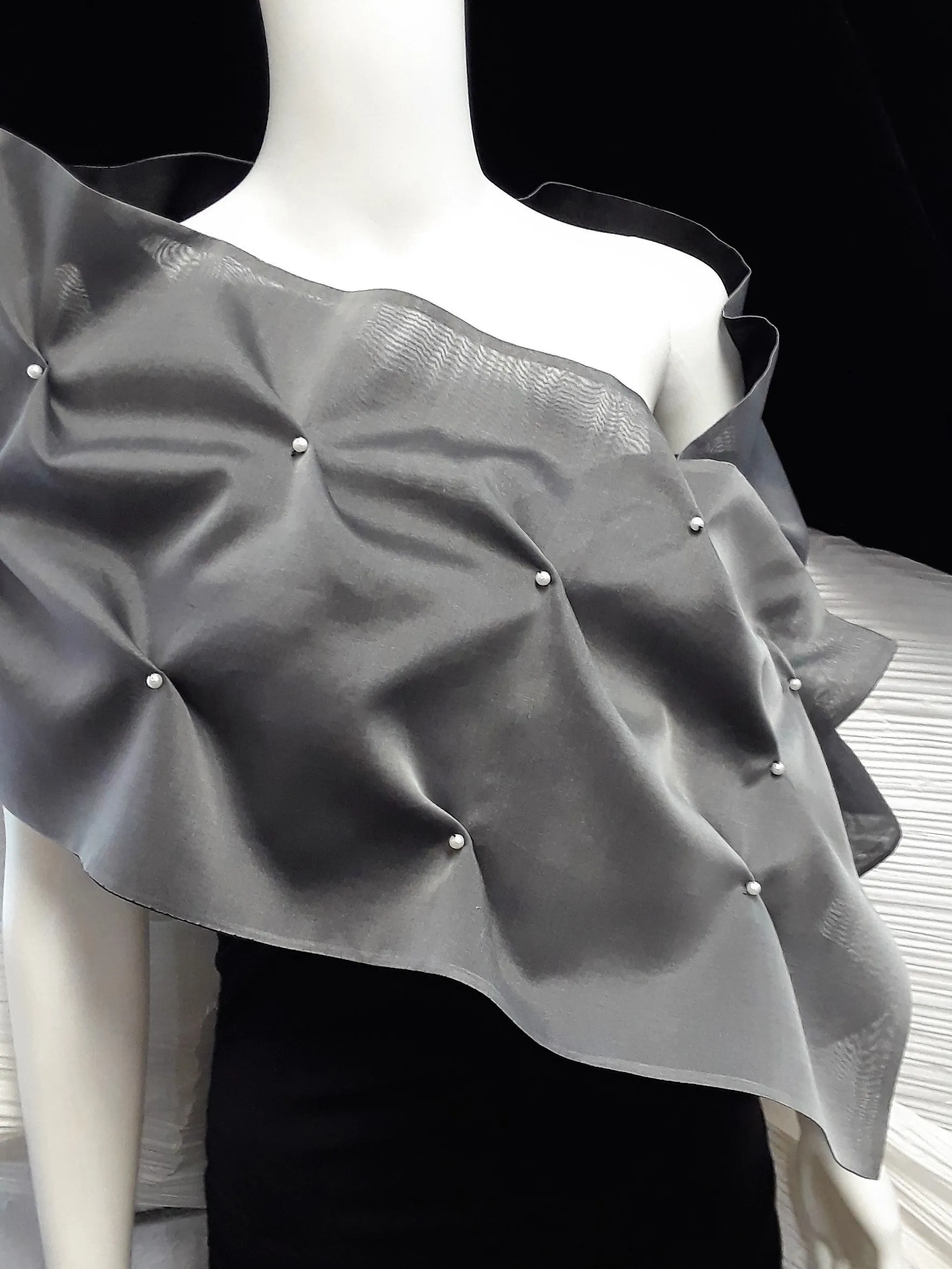 Pinched wrap with pearls