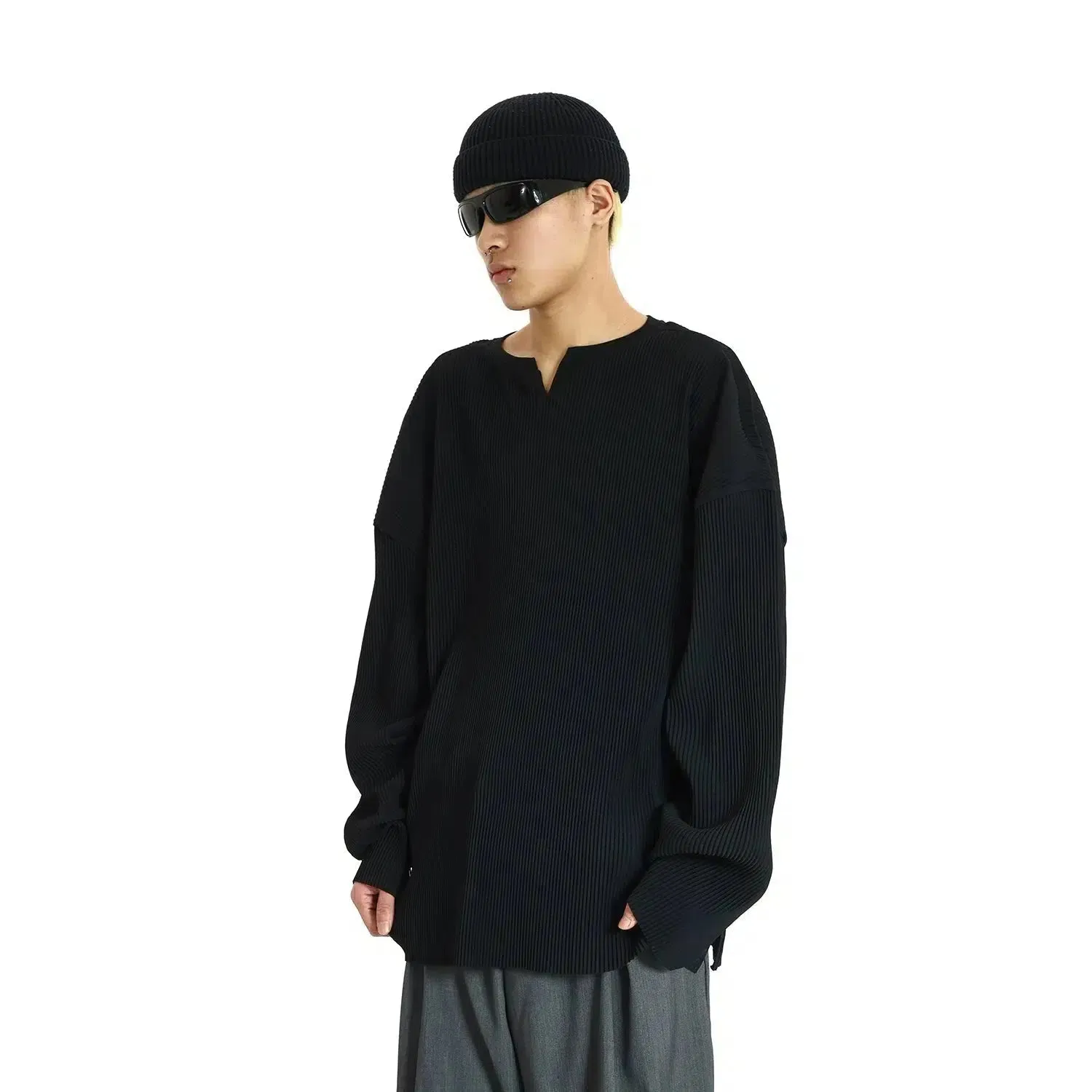 Pleated Bottoming V-neck Shirt
