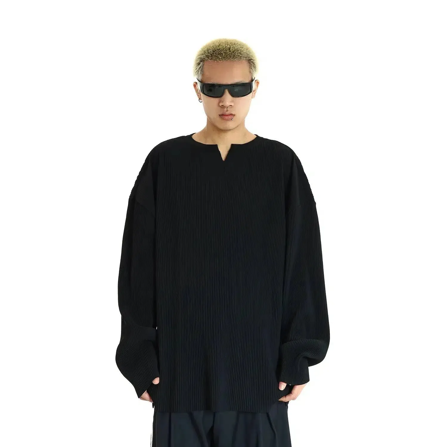 Pleated Bottoming V-neck Shirt