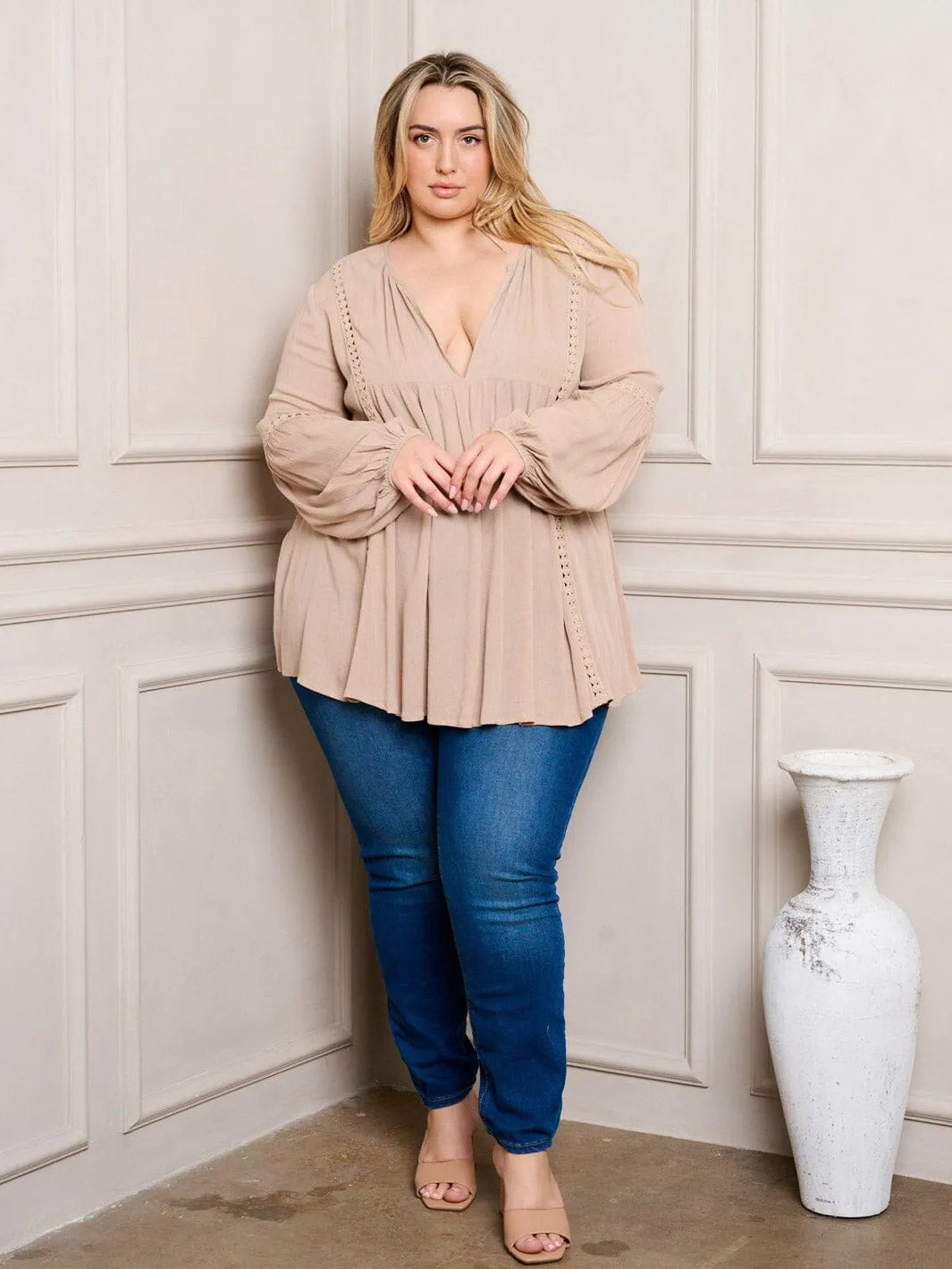 PLUS SIZE LONG SLEEVE V-NECK TUNIC TOP