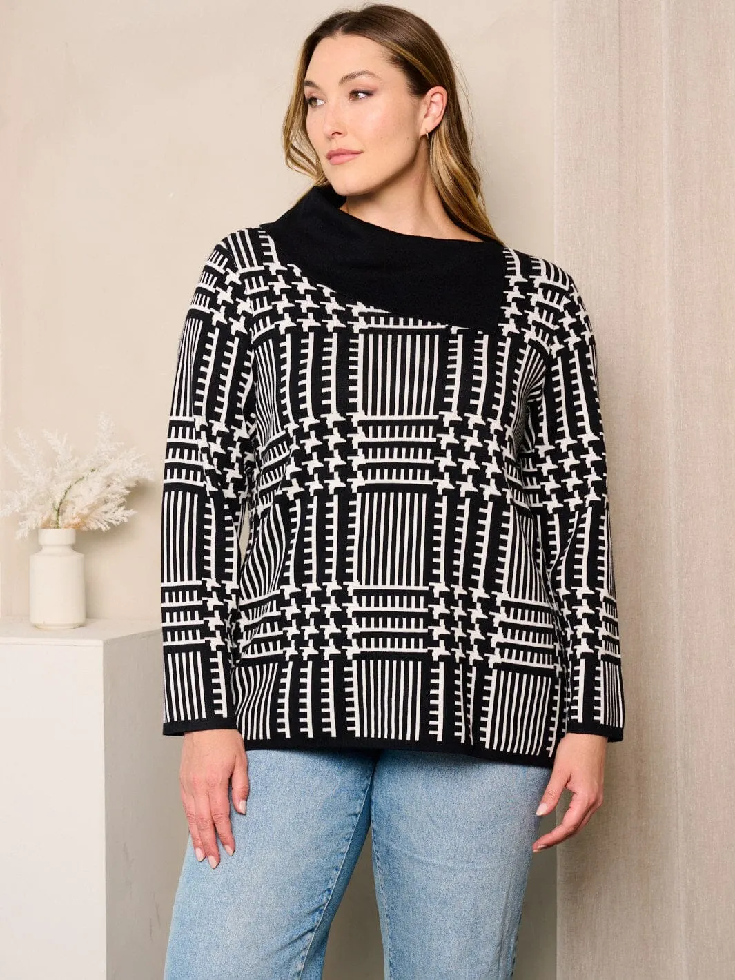 PLUS SIZE LONG SLEEVES COLORBLOCK COWL NECK TOP