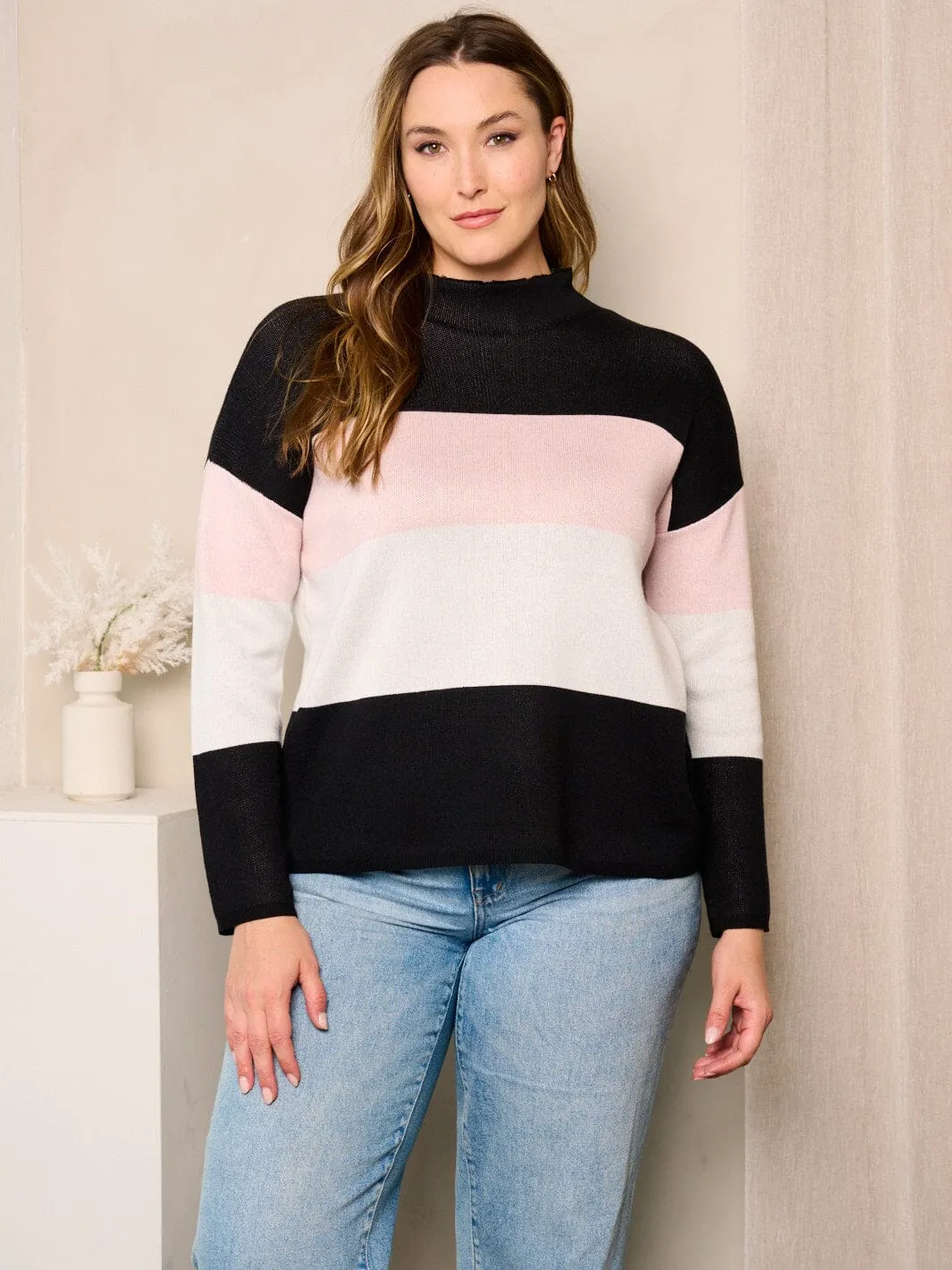 PLUS SIZE LONG SLEEVES COLORBLOCK MOCK NECK TOP