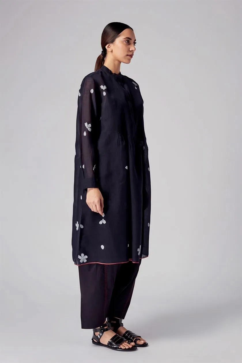 Rajesh Pratap Singh   I   Unai pintuck tunic  Black  8WJ-71 B  Women classic collection