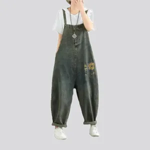 Retro style denim bib for ladies