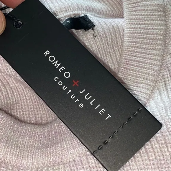 Romeo   Juliet Couture Heather Blush Sweater NWT Large