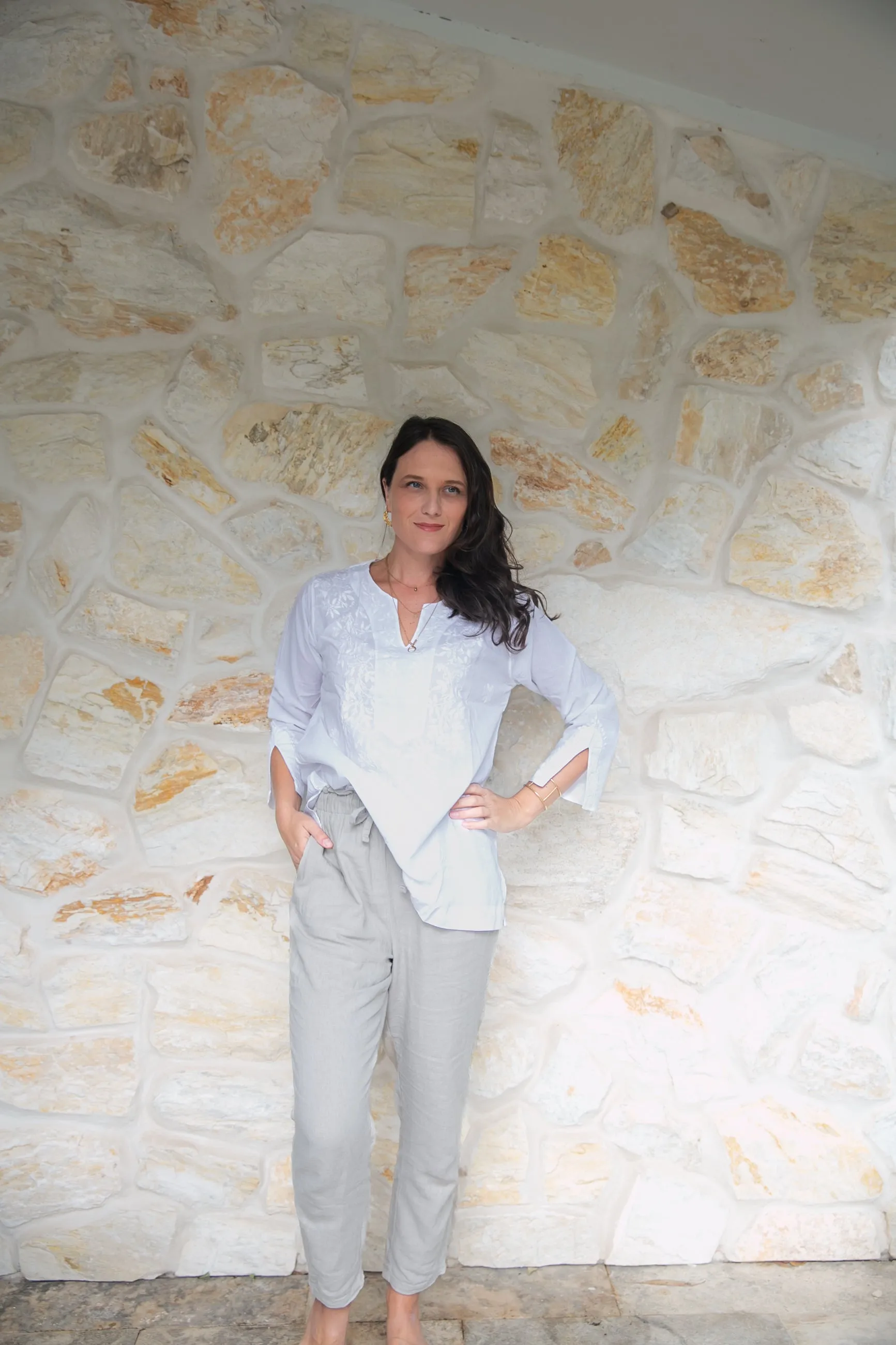 Ruhi - White Cotton Top