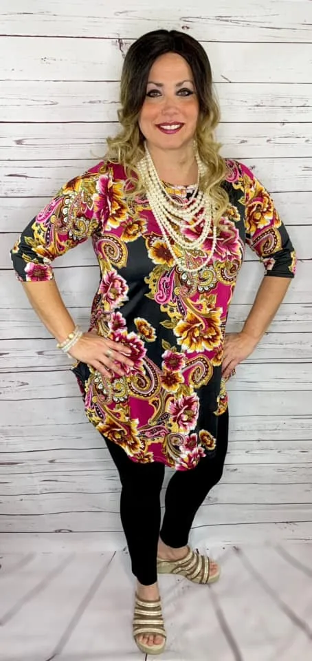 S, M, L : Magenta Floral & Black Scoop Tunic