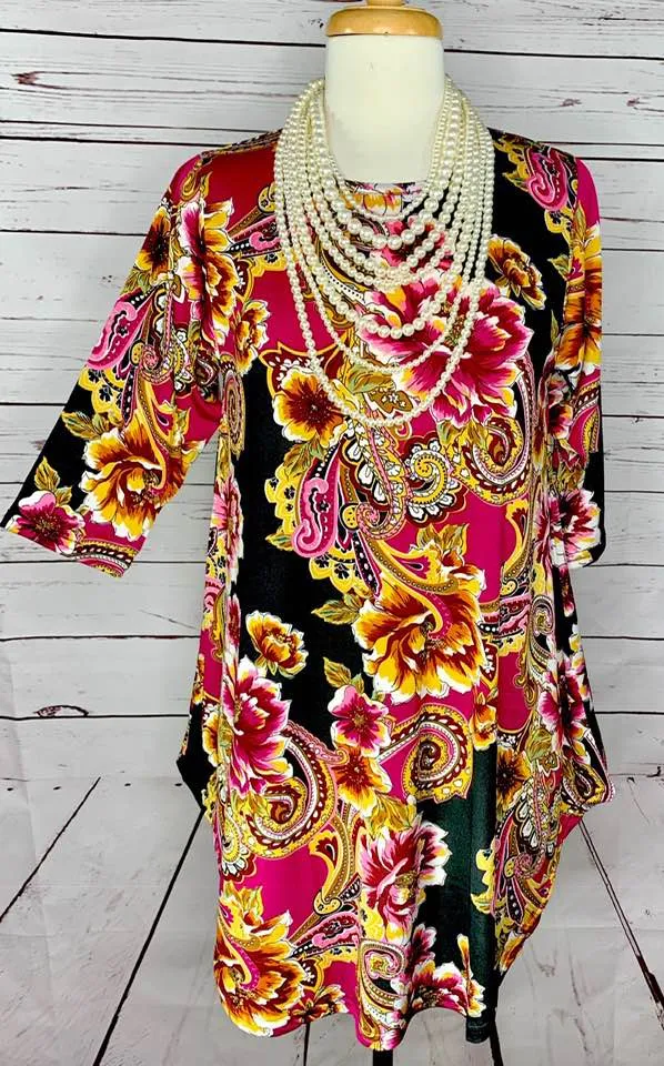 S, M, L : Magenta Floral & Black Scoop Tunic