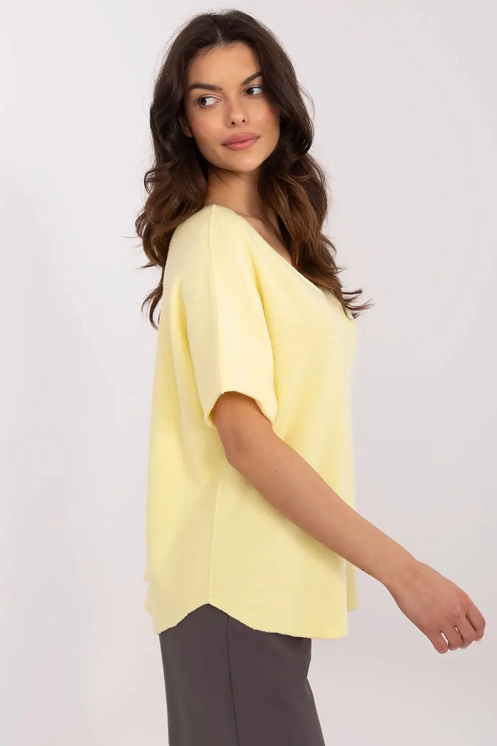 Short sleeve sweater model 209991 Italy Moda