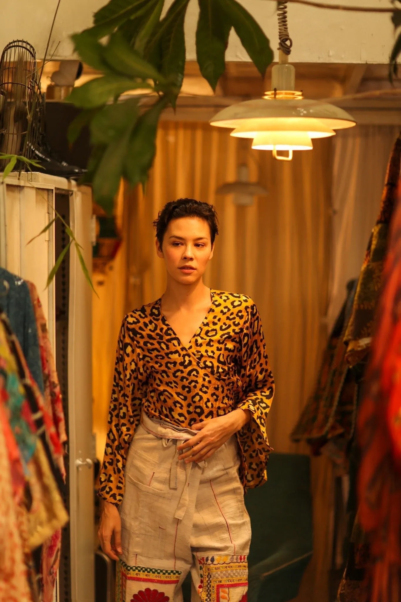 SILK WRAP TOP AURELIA DARK YELLOW LEOPARD