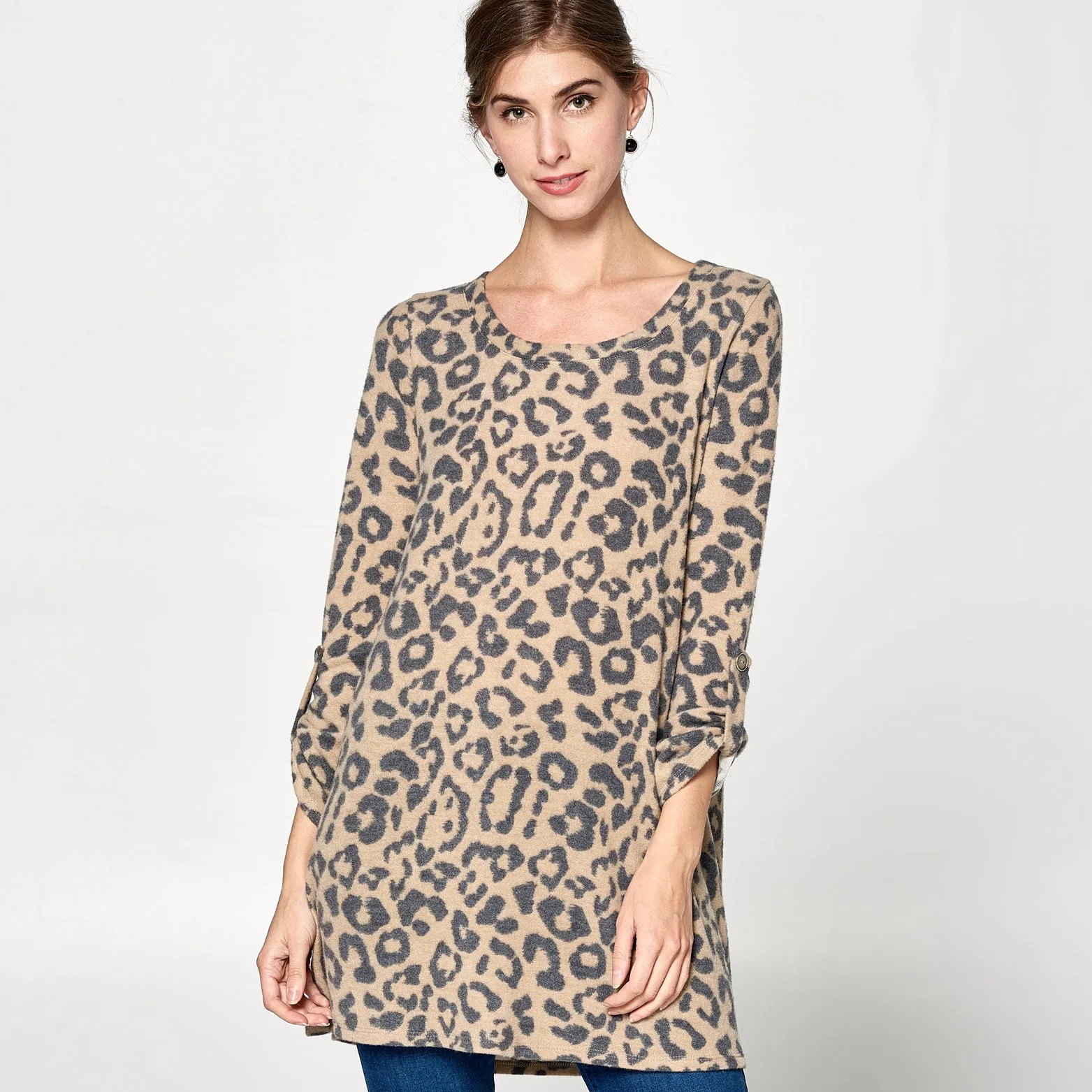 Three-Quarter Sleeve Leopard Tunic