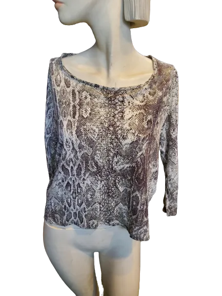 Tops women