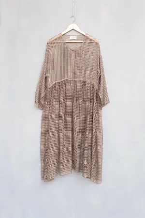 Urvashi Kaur   I   Kowloon OVERLAY MISTY OVERLAY linen noil nude TESSELLATE- 71