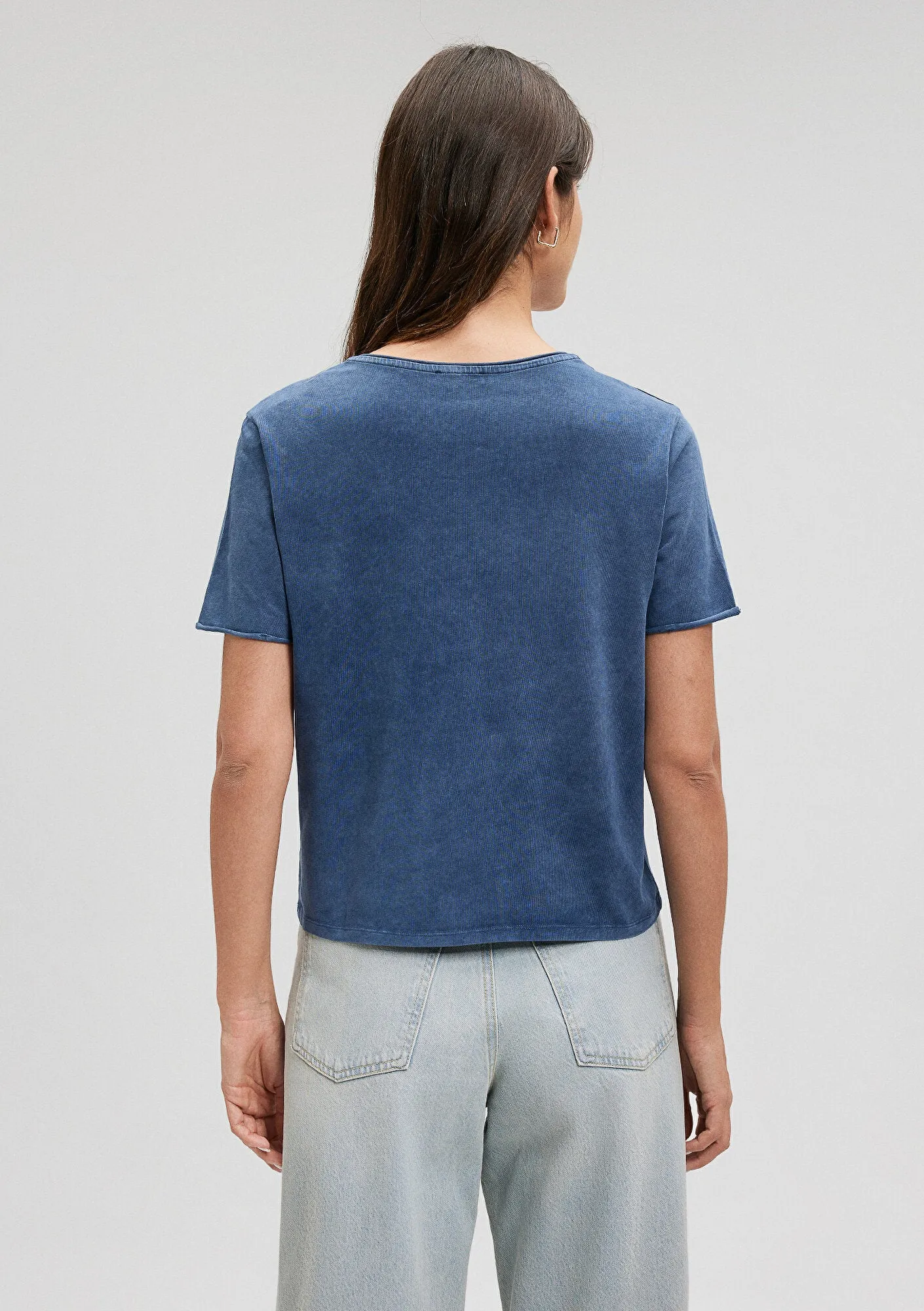 V Neck Navy T-Shirt