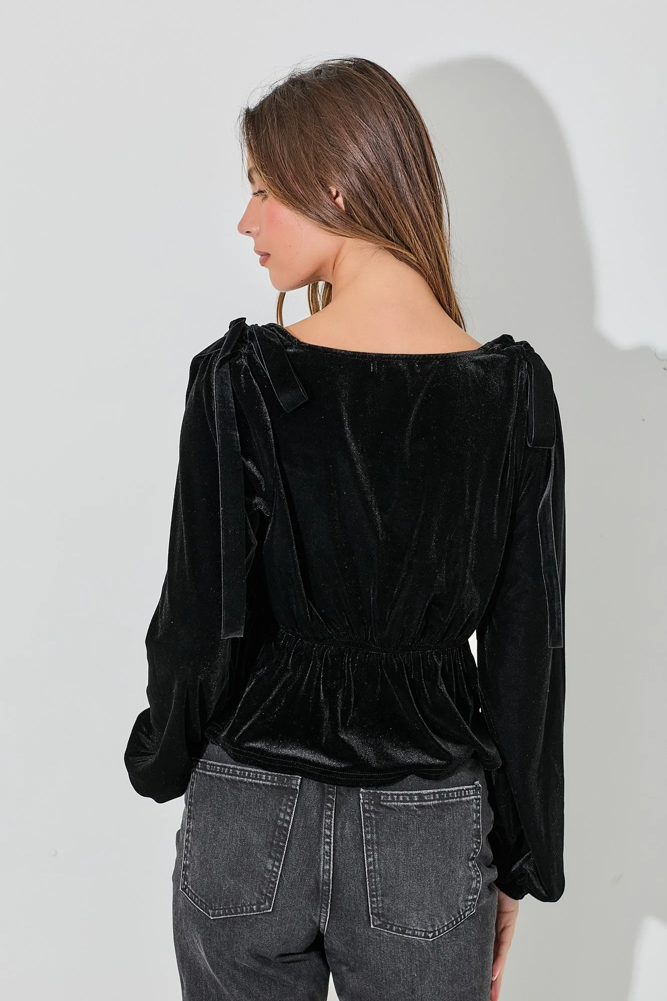 VELVET SQUARE NECK LONG SLEEVE