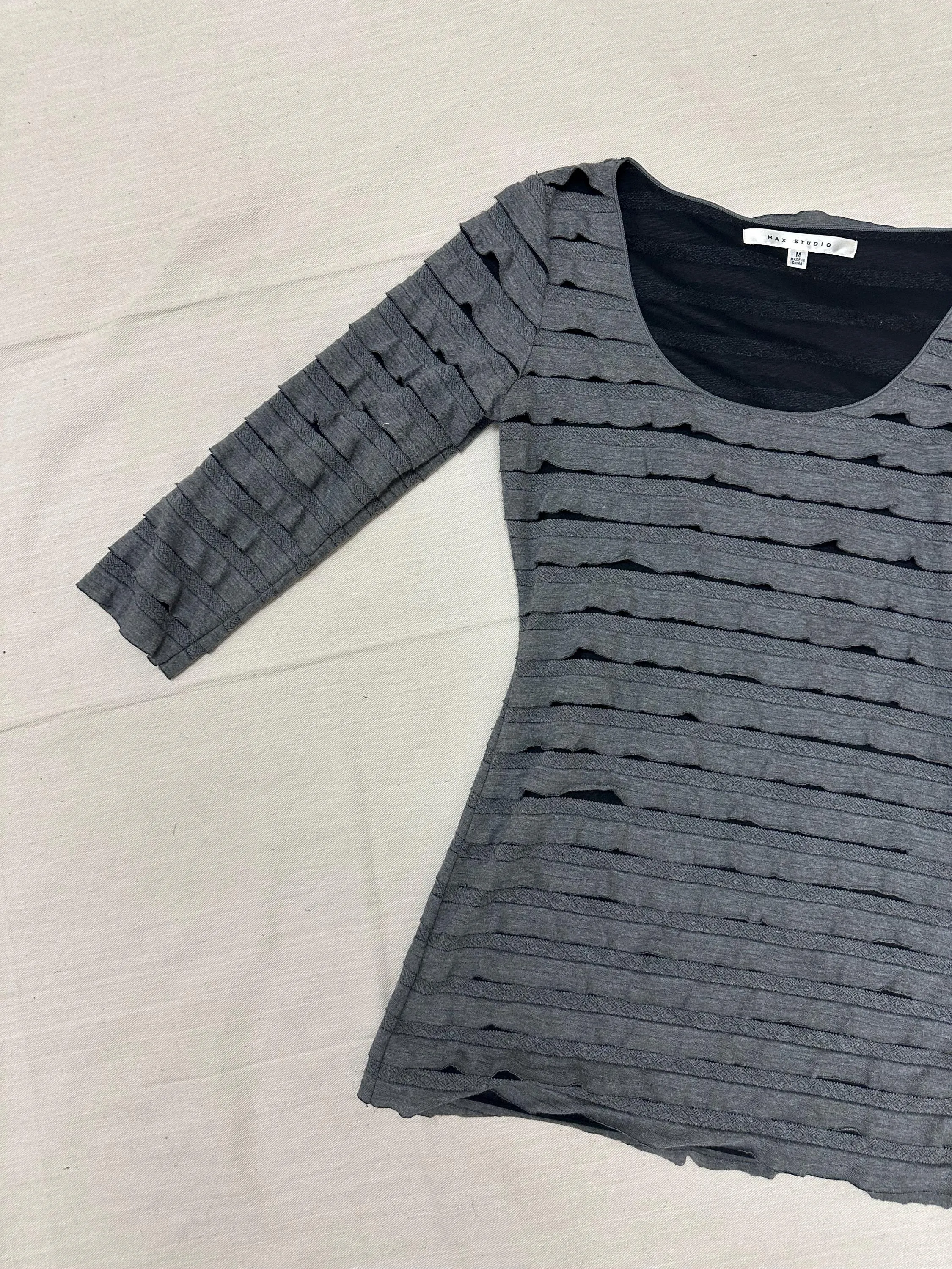 Vintage Y2K Grey Ruffle Tunic Dress | Size Medium