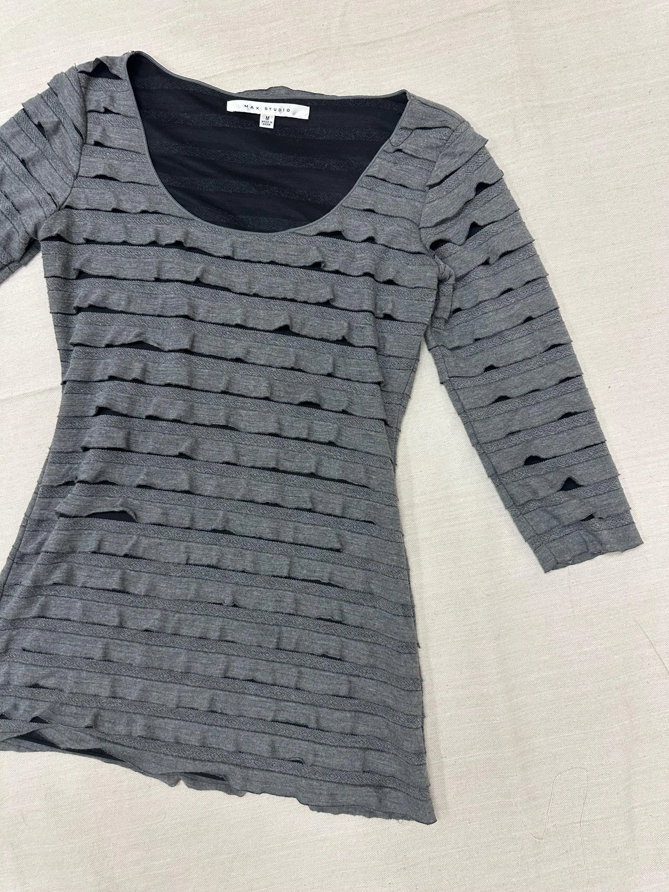 Vintage Y2K Grey Ruffle Tunic Dress | Size Medium