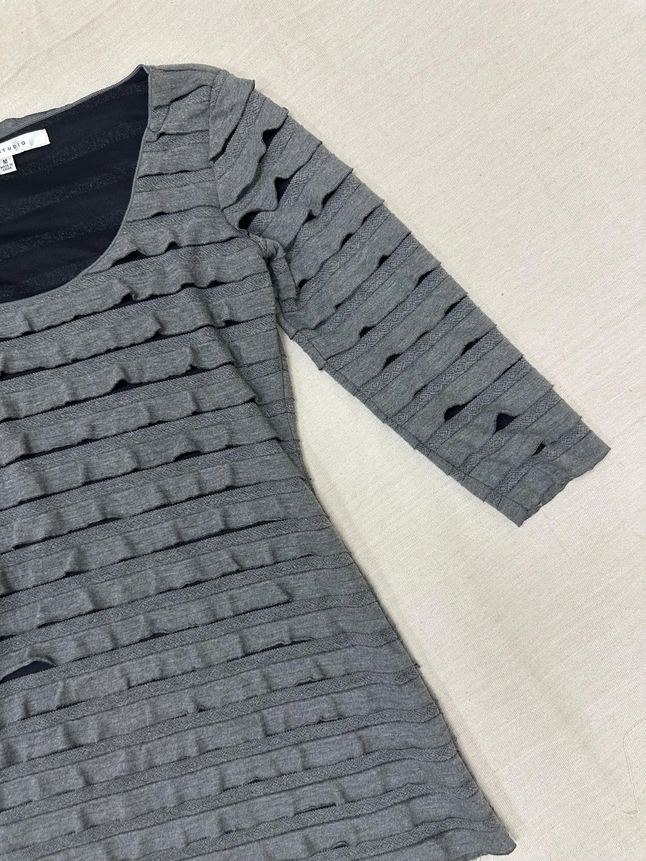 Vintage Y2K Grey Ruffle Tunic Dress | Size Medium