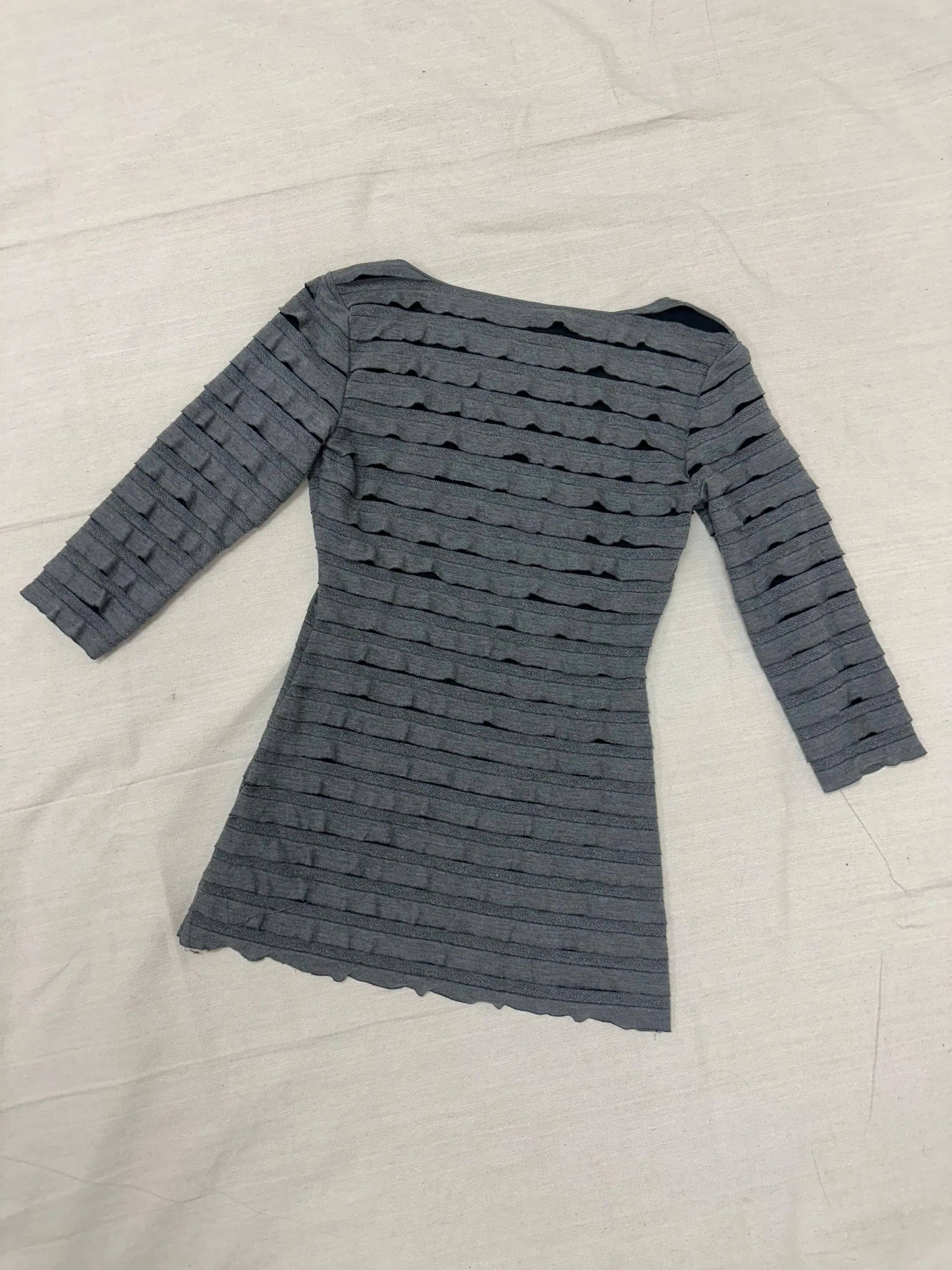 Vintage Y2K Grey Ruffle Tunic Dress | Size Medium