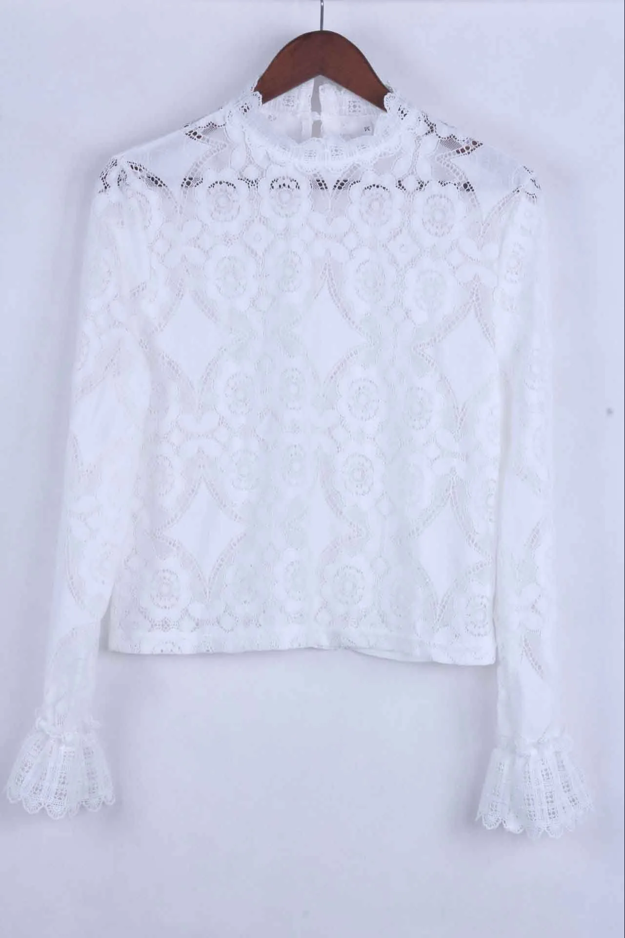 Vlovelaw Solid Lace Tops(2 Colors)