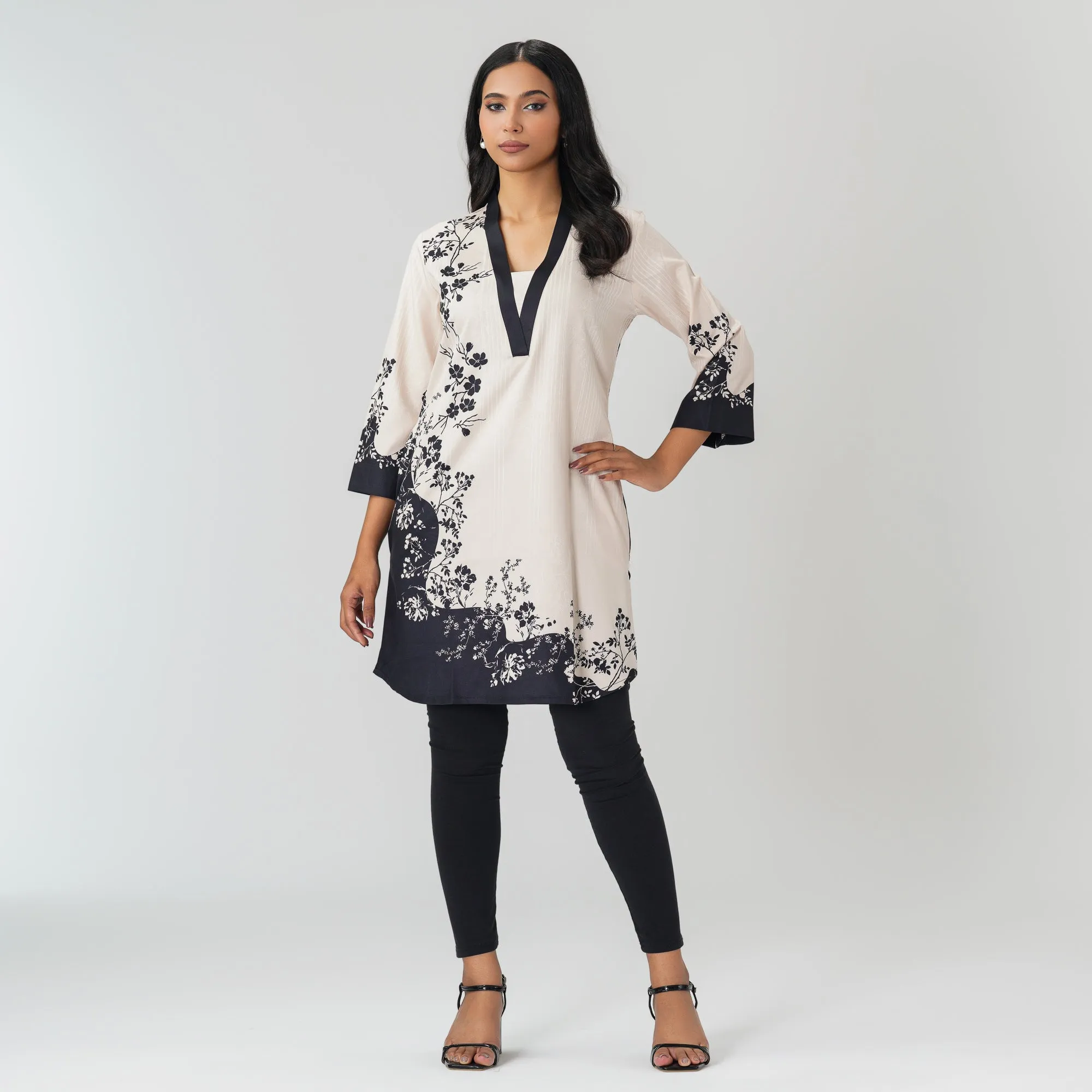 Womens Black & White Printed Tunic