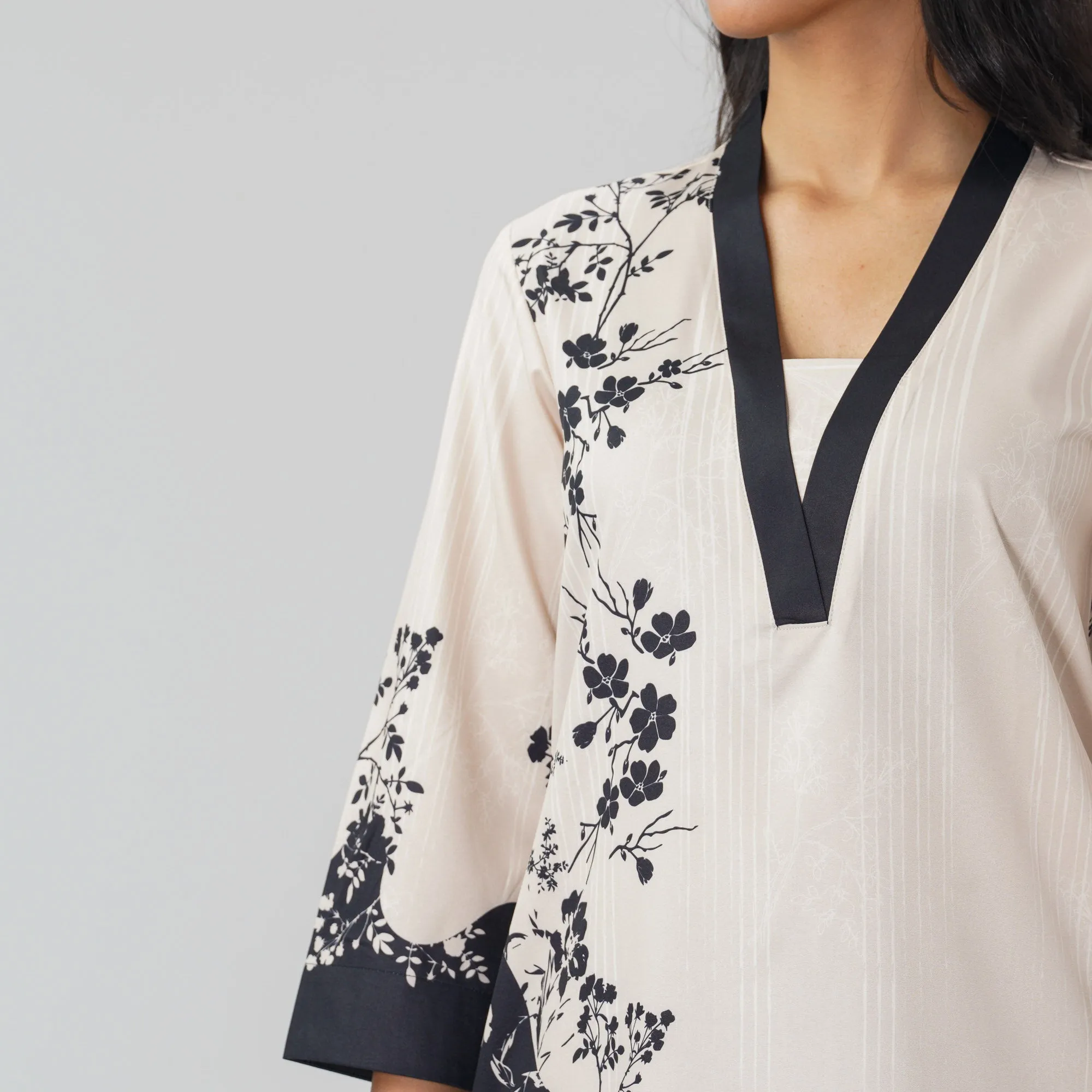 Womens Black & White Printed Tunic