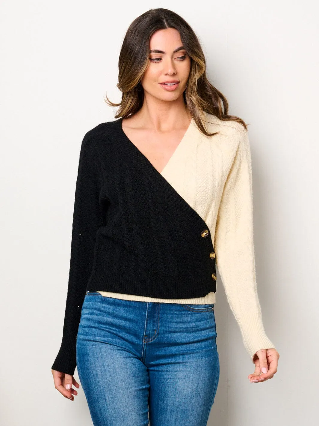 WOMEN'S LONG SLEEVE COLORBLOCK WRAP SWEATER