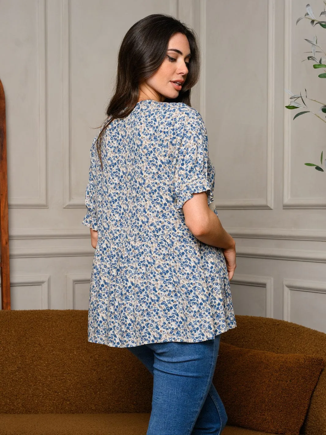 WOMEN'S SHORT SLEEVE V-NECK FLORAL CROCHET TRIM TOP