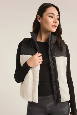Z Supply: Rocky Sherpa Puffer Vest in Sesame